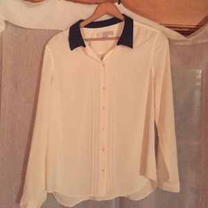 Button Up LOFT Blouse with Navy Collar - Size Large